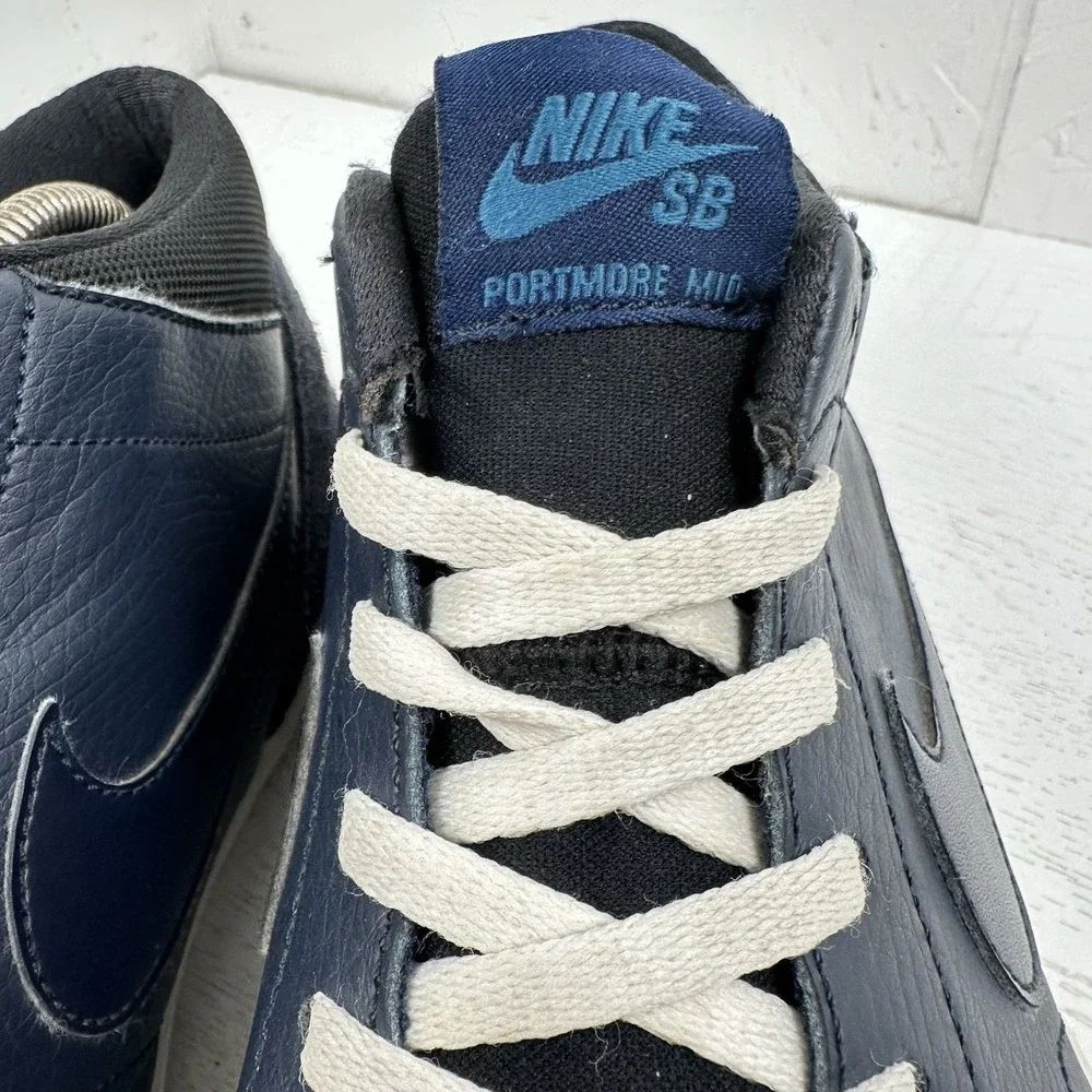 Nike men 11